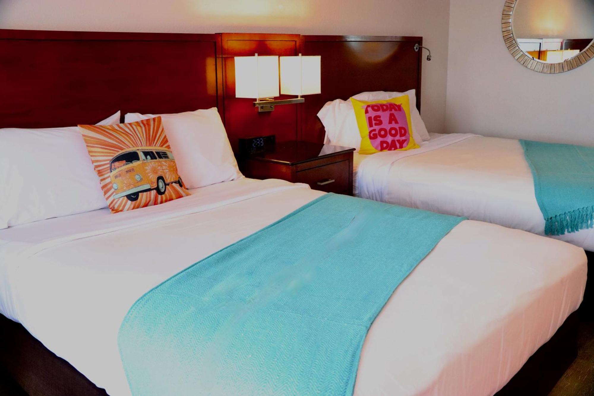 בראנסון The Retro Hotel מראה חיצוני תמונה