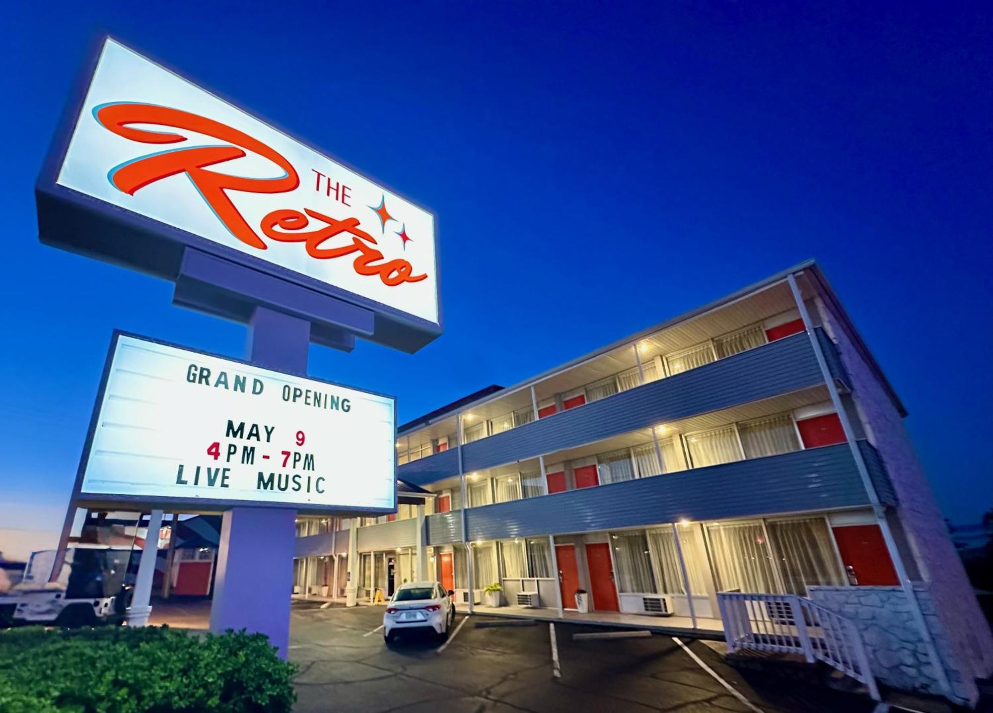 בראנסון The Retro Hotel מראה חיצוני תמונה
